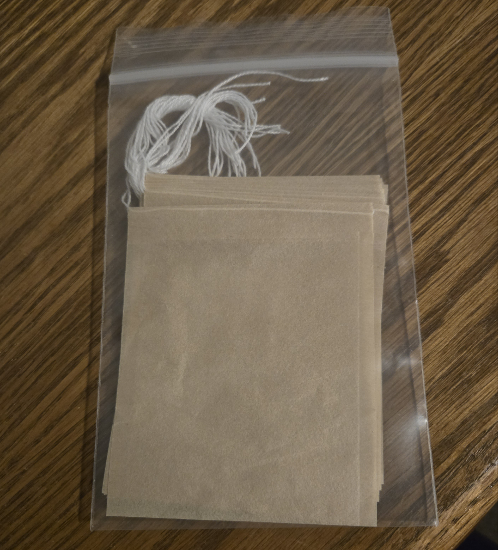 Disposable unbleached tea bags