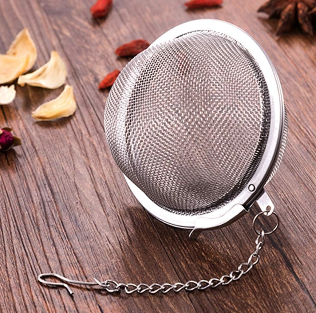 Small stainless steel infuser ball